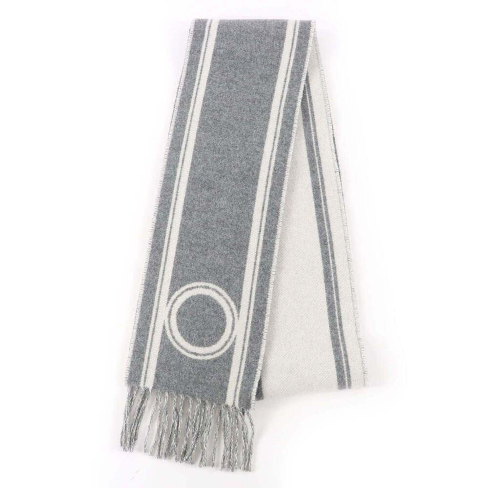 HERMES Scarf - Picture 2 of 6